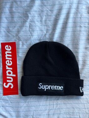 Supreme New Era Box Logo Beanie (sticker included)